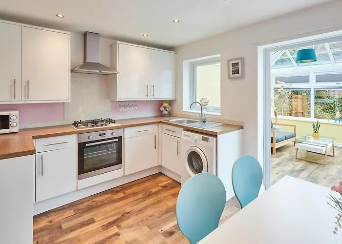 Host & Stay - Garden Cottage